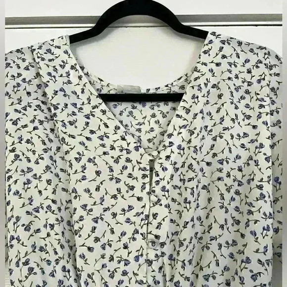 Sienna Sky Floral Blouse - Picture 2 of 8